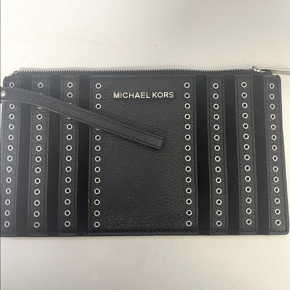Michael Kors Wristlet Black